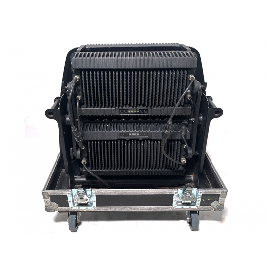 URC | Citywash 300 Dual LED Wash (incl. frame & flightcase)