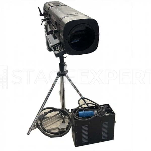 Robert Juliat Ivanhoe 2500 MSR Followspot 9–21° – Used with Stand