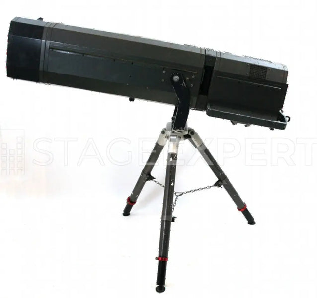 Robert Juliat Aramis 2500W Followspot – Long‑throw Power