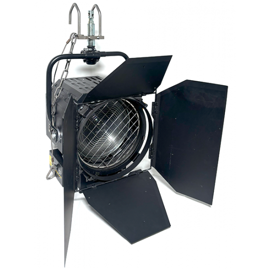 Desisti SuperLED F10 190W Daylight Fresnel, Pole-Op | Used
