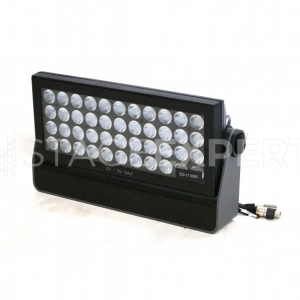 SGM P-5 W 43° White IP65 LED Flood – Used Pro Wash