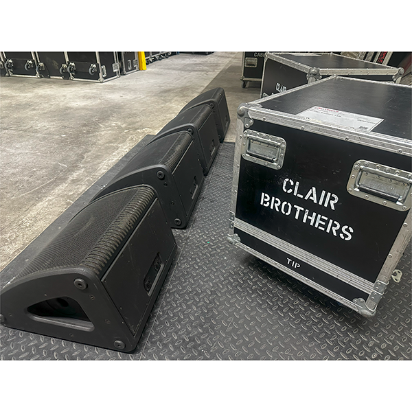 Clair Brothers 1AM Monitor Set – 4 Wedges + Flightcases