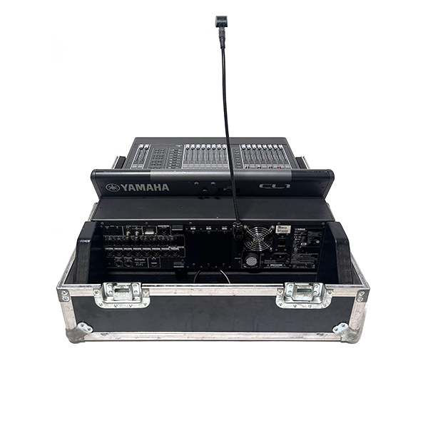 Yamaha CL1 Digital Mixer with Rio3224D I/O Rack | Pro AV