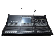 Load image into Gallery viewer, DiGiCo SD10 digital mixing console with flightcase | Used
