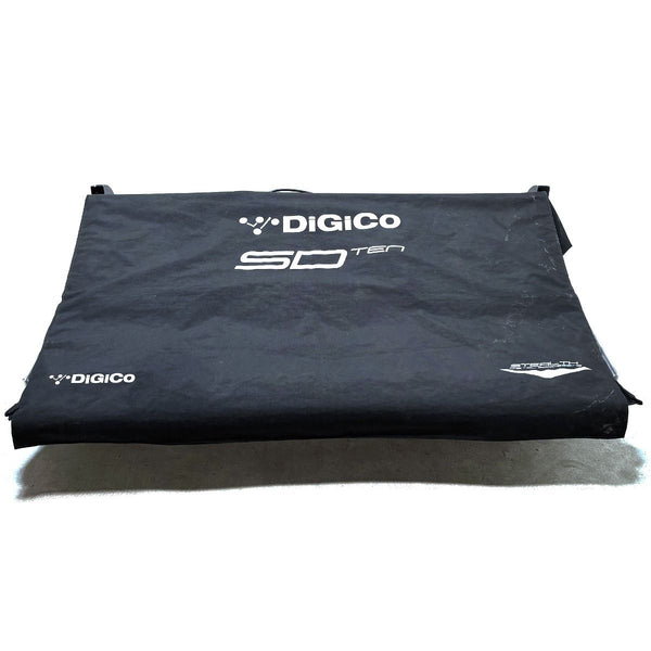 DiGiCo SD10 digital mixing console with flightcase | Used