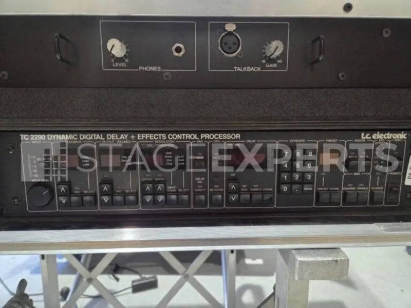 Yamaha M7CL-48ES Digital Mixer System with Stagerack – Touring