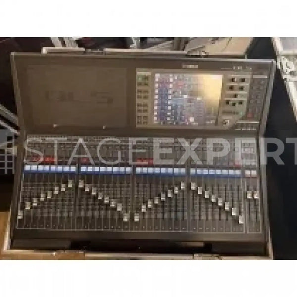 Yamaha QL5 Digital Mixing Console for Live Venues