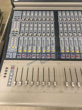 Load image into Gallery viewer, Digidesign D-Show m stageboxs 48/18
