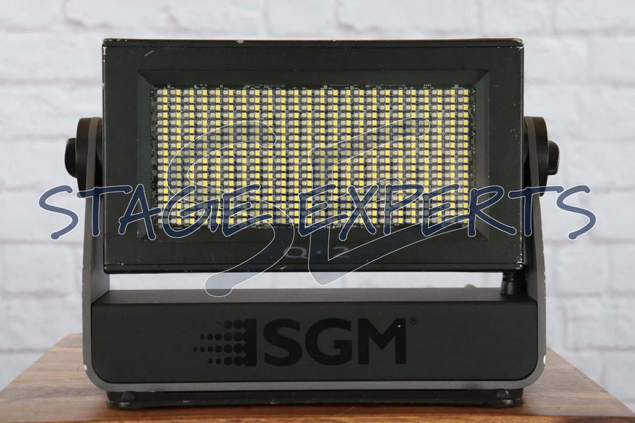 SGM Q-2 RGBW Outdoor LED Flood 110°